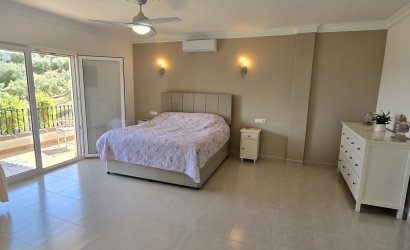 Herverkoop - Villa -
Los Romanes - Inland