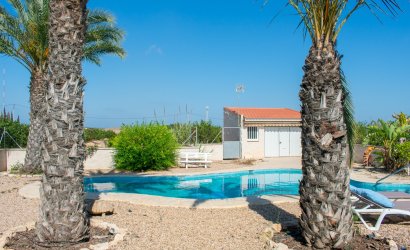 Resale - Villa -
Guardamar del Segura - El Raso