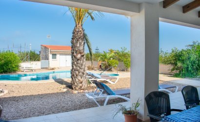 Resale - Villa -
Guardamar del Segura - El Raso