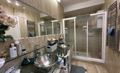 Resale - Villa -
Villamartin - Costa Blanca