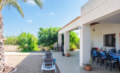 Resale - Villa -
Guardamar del Segura - El Raso