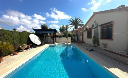 Herverkoop - Villa -
Cabo Roig - Costa Blanca
