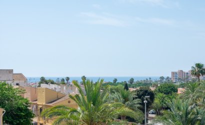 Resale - Villa -
Orihuela Costa - Mil Palmeras