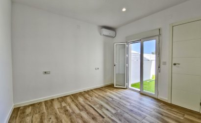 Revente - Villa -
Torrevieja - La Siesta