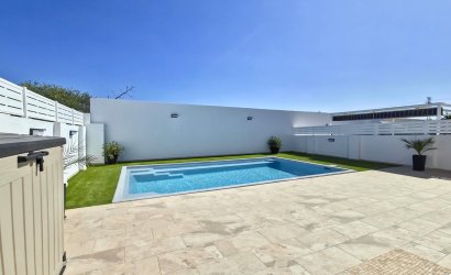 Herverkoop - Villa -
Torrevieja - La Siesta