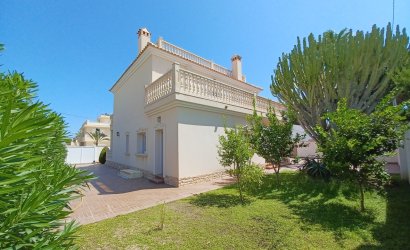 Herverkoop - Villa -
Cabo Roig - Costa Blanca