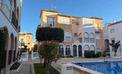 Revente - Apartment -
Torrevieja - Playa Los Naufragos