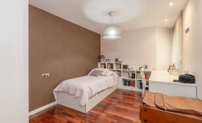 Resale - Apartment -
Alicante - Center