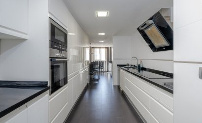 Reventa - Apartment -
Alicante - Center