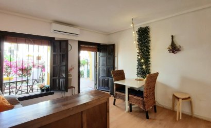 Resale - Bungalow -
Torrevieja - La Mata