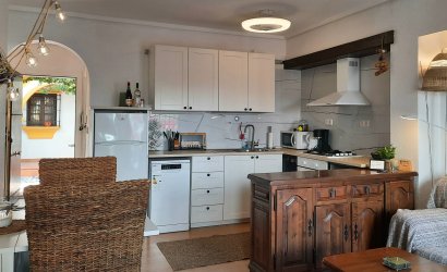 Resale - Bungalow -
Torrevieja - La Mata