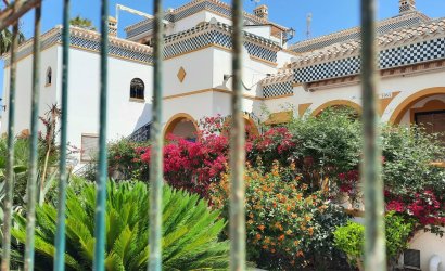 Resale - Bungalow -
Torrevieja - La Mata