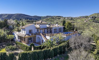 Revente - Villa -
Vinuela - Inland