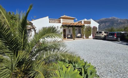 Revente - Villa -
Vinuela - Inland