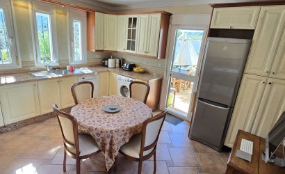 Revente - Villa -
Vinuela - Inland