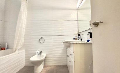 Revente - Apartment -
Torrevieja - Centro