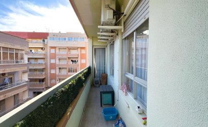 Revente - Apartment -
Torrevieja - Centro