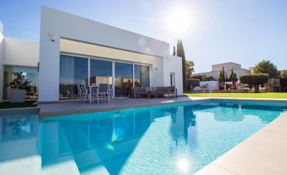 Resale - Villa -
Orihuela - Las Colinas golf