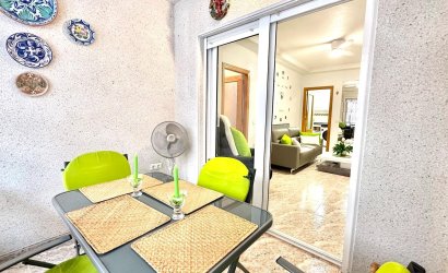 Revente - Apartment -
Torrevieja - Centro