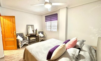 Revente - Apartment -
Torrevieja - Centro