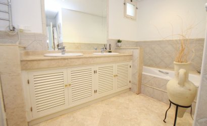 Resale - Apartment -
La Mairena - Inland