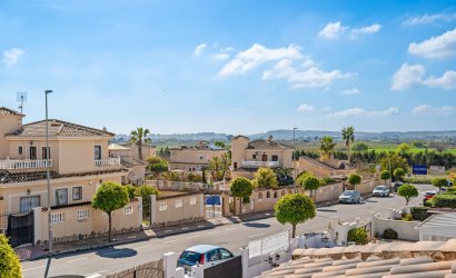 Resale - Quad House -
La Marina - Costa Blanca