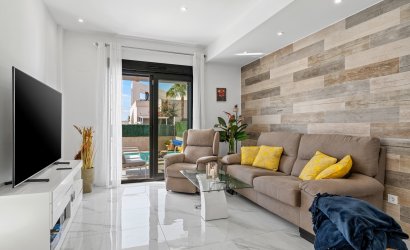 Resale - Villa -
Benijofar