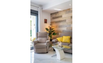 Resale - Villa -
Benijofar