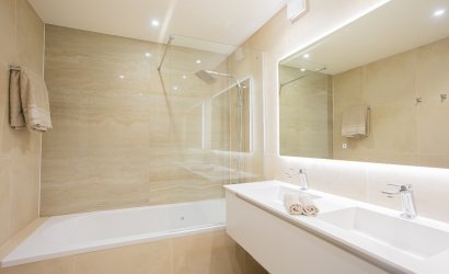 Revente - Apartment -
Marbella - Nueva Andalucía