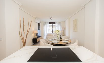 Revente - Apartment -
Marbella - Nueva Andalucía