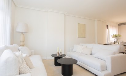 Herverkoop - Apartment -
Marbella - Nueva Andalucía