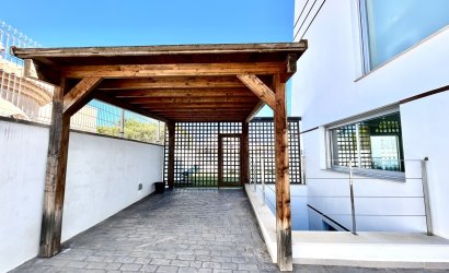 Herverkoop - Villa -
Villamartin - Costa Blanca