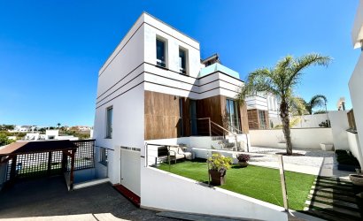 Herverkoop - Villa -
Villamartin - Costa Blanca