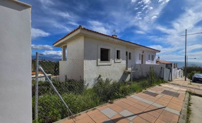 Herverkoop - Town House -
La Duquesa - Costa del Sol