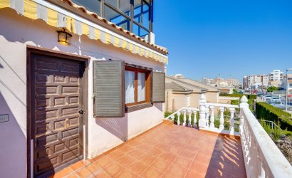 Herverkoop - Semi Detached -
Torrevieja - Nueva Torrevieja