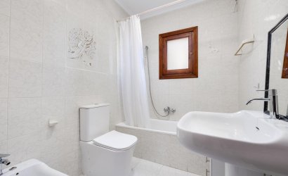 Herverkoop - Semi Detached -
Torrevieja - Nueva Torrevieja