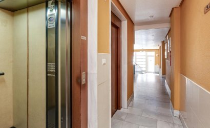 Revente - Apartment -
Torrevieja - Centro