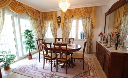 Herverkoop - Villa -
Orihuela Costa - Costa Blanca