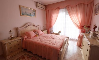 Herverkoop - Villa -
Orihuela Costa - Costa Blanca