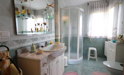 Herverkoop - Villa -
Orihuela Costa - Costa Blanca