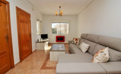 Revente - Villa -
Playa Flamenca