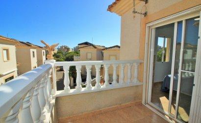 Resale - Villa -
Playa Flamenca