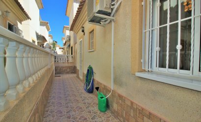 Resale - Villa -
Playa Flamenca