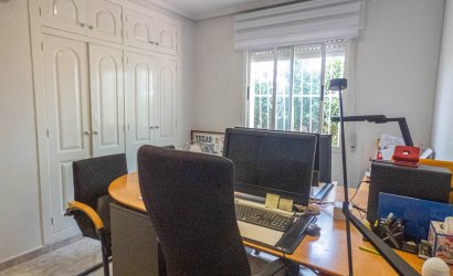 Reventa - Villa -
Ciudad Quesada - Costa Blanca