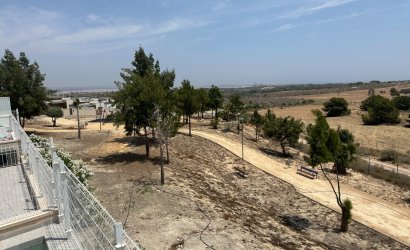 Reventa - Villa -
San Miguel de Salinas - Inland