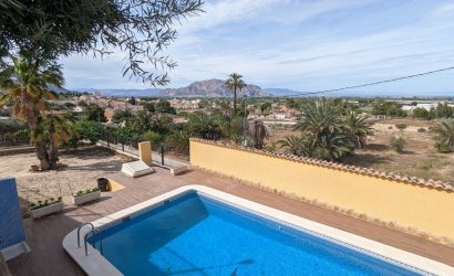 Revente - Villa -
Bigastro - Inland