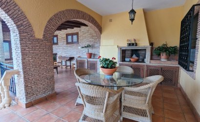 Revente - Villa -
Bigastro - Inland