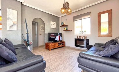 Herverkoop - Villa -
La Zenia - Costa Blanca