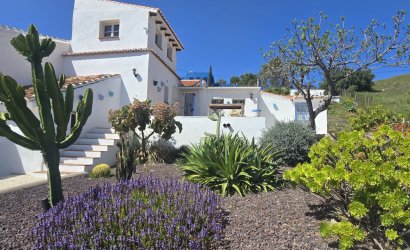 Reventa - Villa -
Vélez-Málaga - Costa del Sol