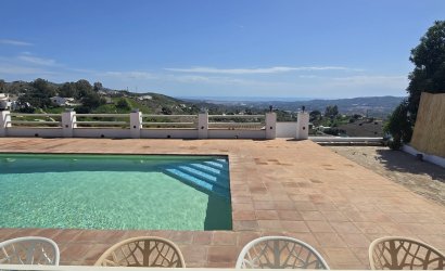 Reventa - Villa -
Vélez-Málaga - Costa del Sol